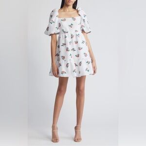 Chelsea28 Brocade Puff Sleeve Babydoll Mini Dress Floral White Small NWT